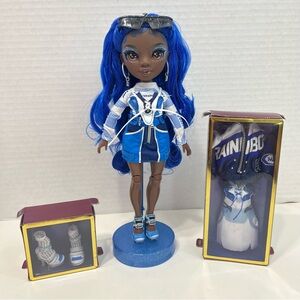 RAINBOW HIGH Doll Coco Vanderbalt series 4 toy